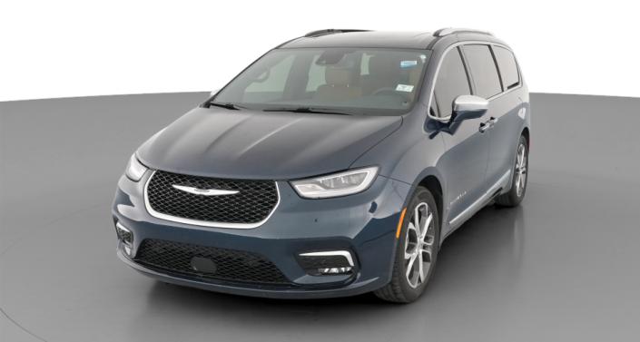 Thumbnail: 2022 Chrysler Pacifica - 1
