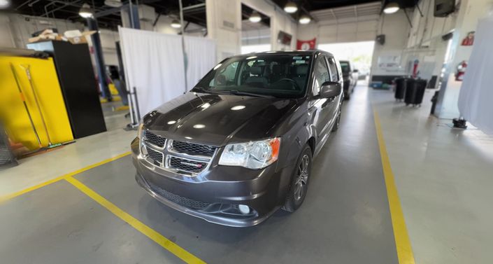 Thumbnail: 2016 Dodge Grand Caravan - 1