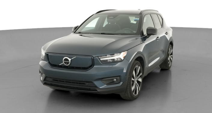Thumbnail: 2022 Volvo XC40 - 1