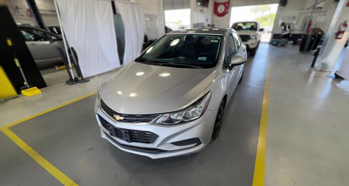 Thumbnail: 2017 Chevrolet Cruze - 1