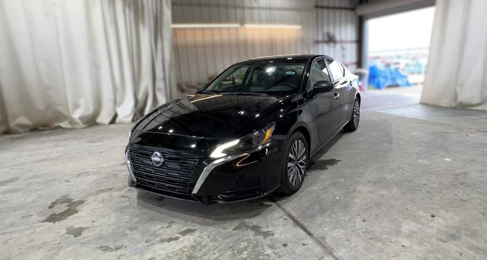 Thumbnail: 2025 Nissan Altima - 1
