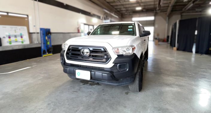 Thumbnail: 2018 Toyota Tacoma - 1