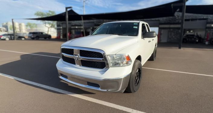 Thumbnail: 2019 RAM 1500 Classic - 1