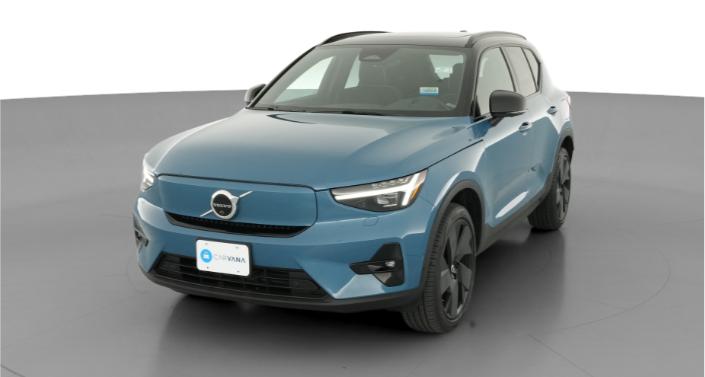 Thumbnail: 2023 Volvo XC40 - 1