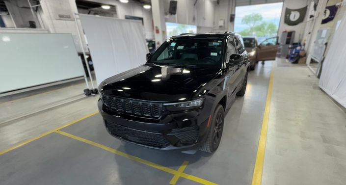 Thumbnail: 2024 Jeep Grand Cherokee - 1