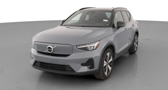 Thumbnail: 2023 Volvo XC40 - 1