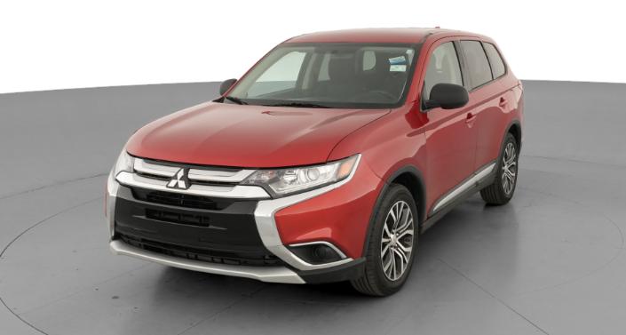 Thumbnail: 2017 Mitsubishi Outlander - 1