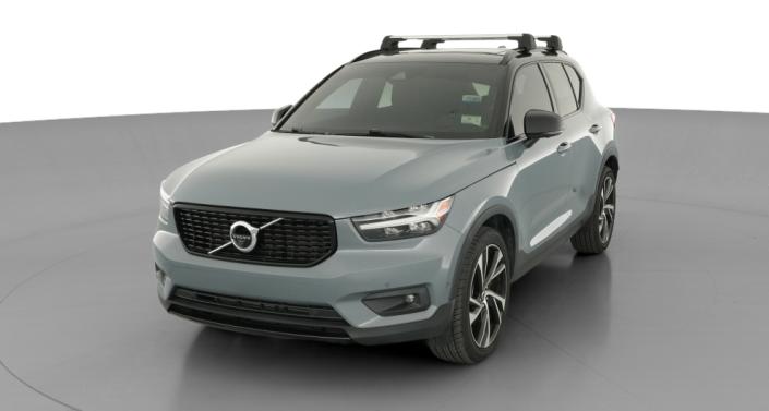 Thumbnail: 2022 Volvo XC40 - 1