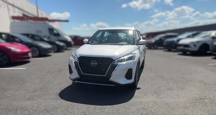Thumbnail: 2024 Nissan Kicks - 1