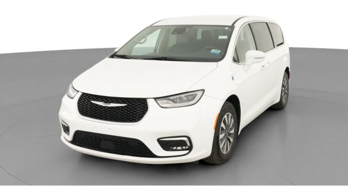 Thumbnail: 2022 Chrysler Pacifica - 1