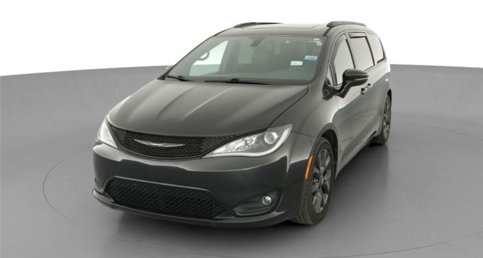 Thumbnail: 2018 Chrysler Pacifica - 1