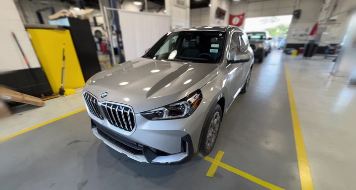Thumbnail: 2025 BMW X1 - 1