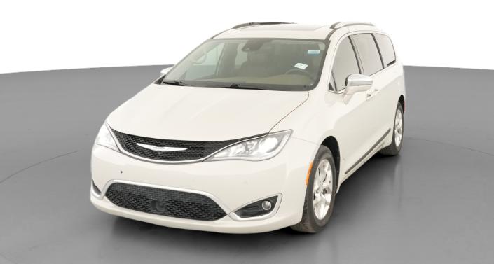 Thumbnail: 2017 Chrysler Pacifica - 1