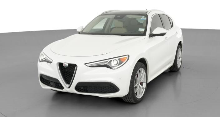 Thumbnail: 2021 Alfa Romeo Stelvio - 1