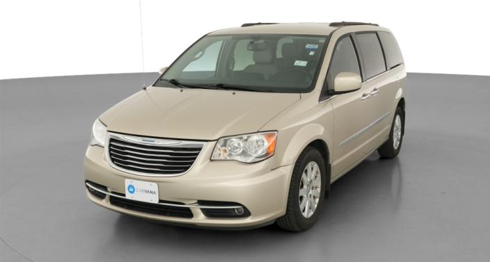 Thumbnail: 2016 Chrysler Town & Country - 1
