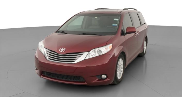 Thumbnail: 2015 Toyota Sienna - 1