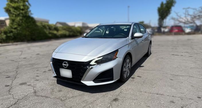 Thumbnail: 2023 Nissan Altima - 1