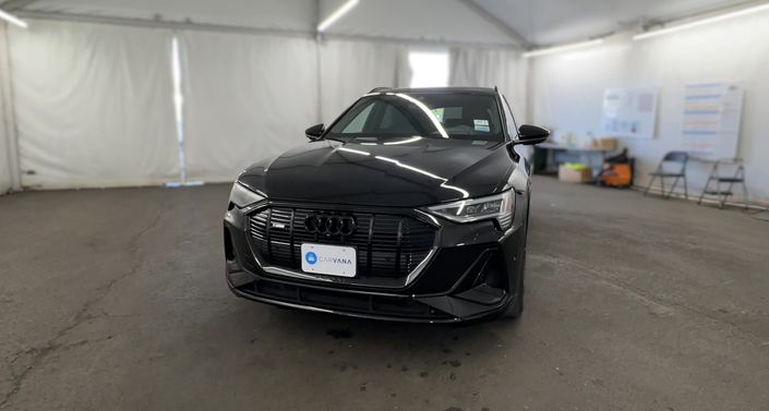 Thumbnail: 2022 Audi e-tron - 1