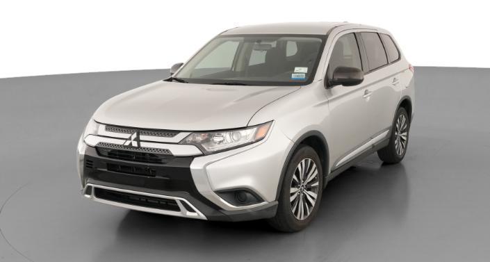 Thumbnail: 2019 Mitsubishi Outlander - 1
