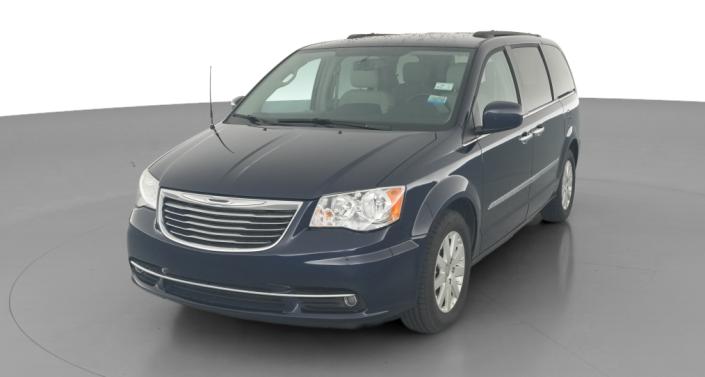 Thumbnail: 2016 Chrysler Town & Country - 1