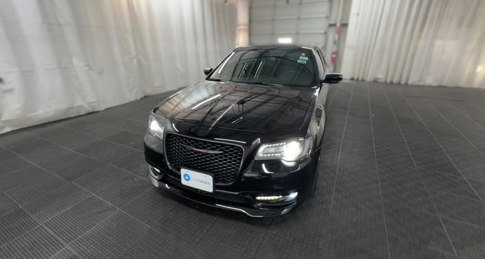Thumbnail: 2023 Chrysler 300 - 1