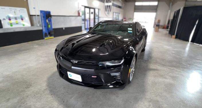 Thumbnail: 2018 Chevrolet Camaro - 1