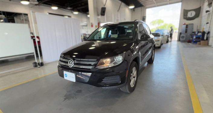 Thumbnail: 2017 Volkswagen Tiguan - 1
