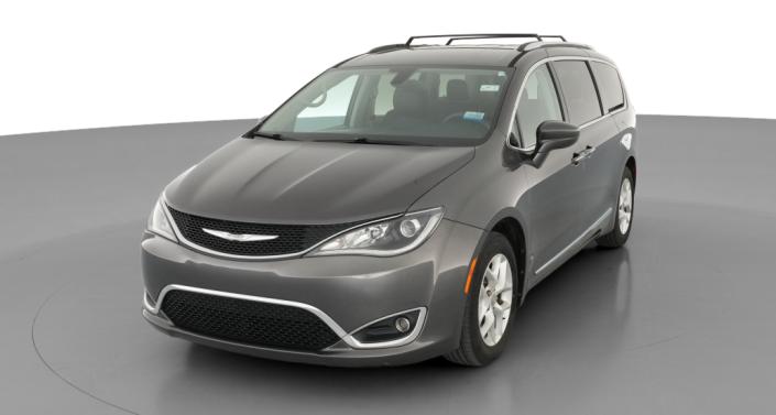 Thumbnail: 2017 Chrysler Pacifica - 1
