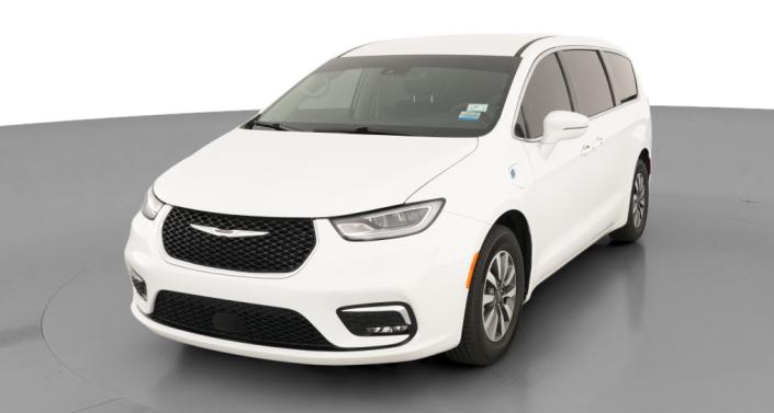 Thumbnail: 2022 Chrysler Pacifica - 1