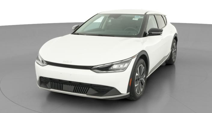 Thumbnail: 2022 Kia EV6 - 1