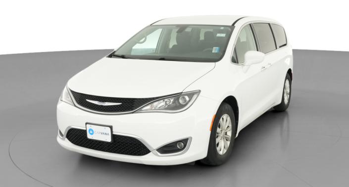 Thumbnail: 2018 Chrysler Pacifica - 1