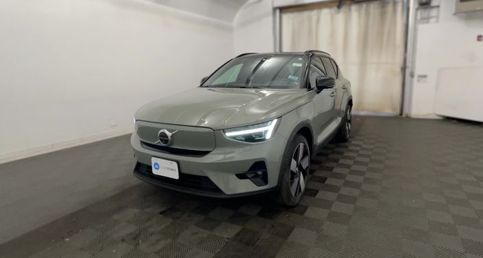 Thumbnail: 2023 Volvo XC40 - 1