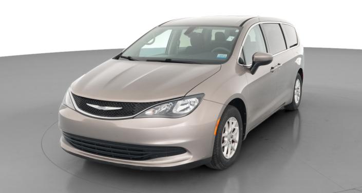 Thumbnail: 2017 Chrysler Pacifica - 1