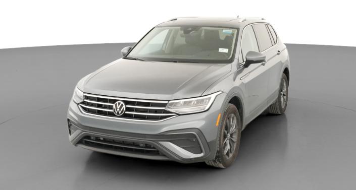 Thumbnail: 2023 Volkswagen Tiguan - 1