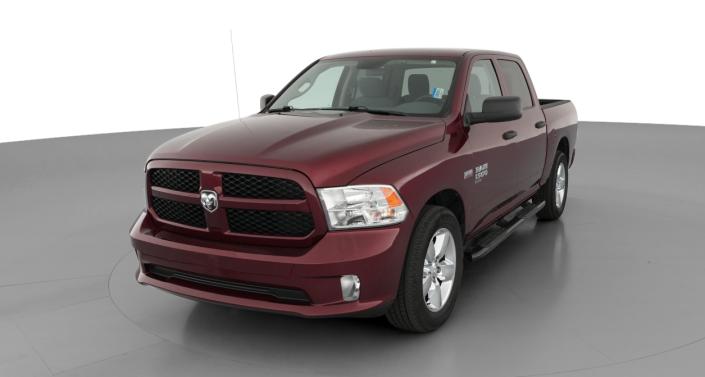 Thumbnail: 2019 RAM 1500 Classic - 1