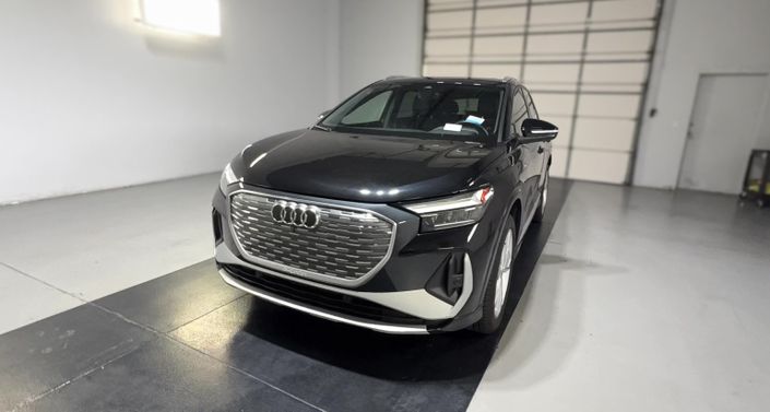 Thumbnail: 2023 Audi Q4 e-tron - 1