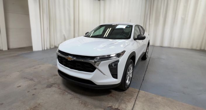 Thumbnail: 2025 Chevrolet Trax - 1