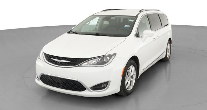 Thumbnail: 2018 Chrysler Pacifica - 1
