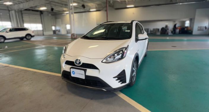Thumbnail: 2018 Toyota Prius c - 1