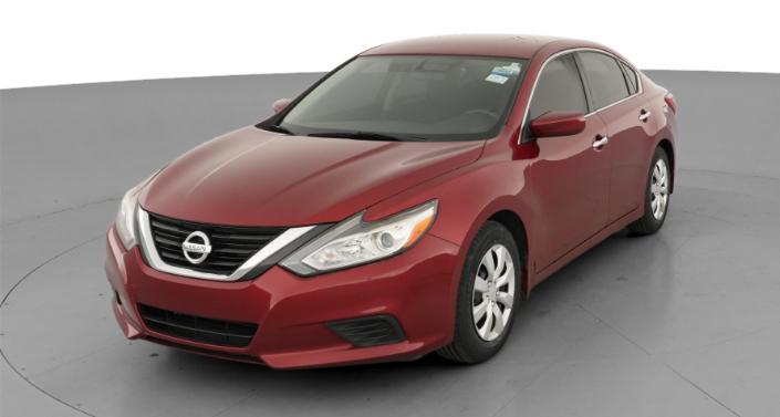 Thumbnail: 2017 Nissan Altima - 1
