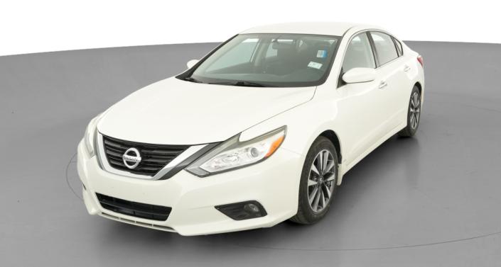 Thumbnail: 2016 Nissan Altima - 1