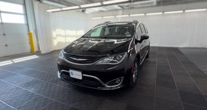 Thumbnail: 2019 Chrysler Pacifica - 1