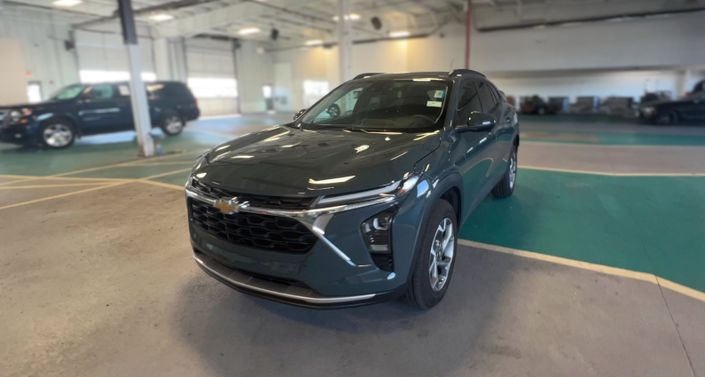 Thumbnail: 2025 Chevrolet Trax - 1