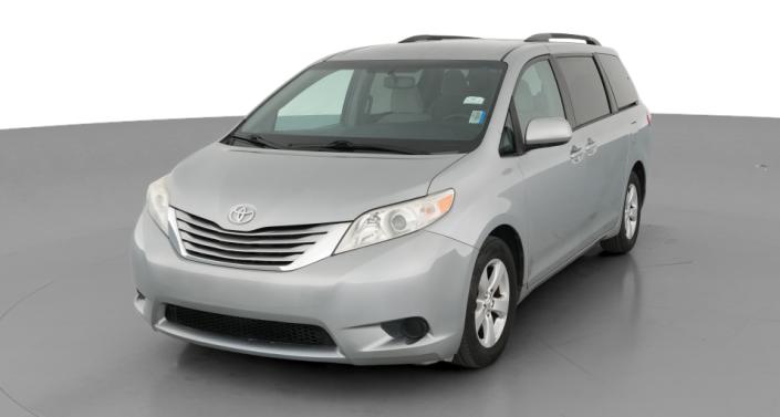 Thumbnail: 2016 Toyota Sienna - 1