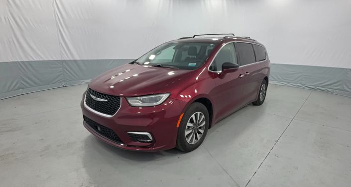 Thumbnail: 2021 Chrysler Pacifica - 1