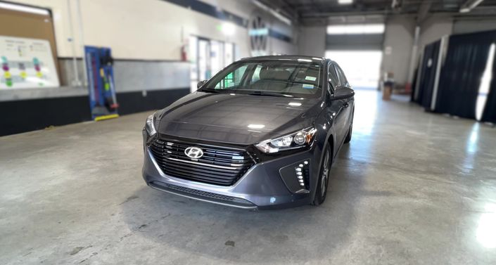 Thumbnail: 2019 Hyundai Ioniq - 1