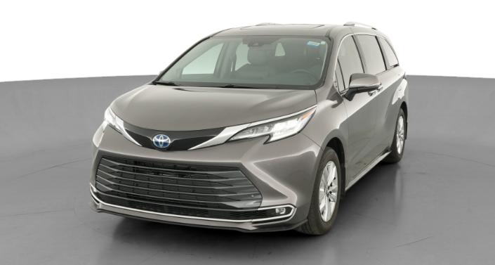Thumbnail: 2024 Toyota Sienna - 1