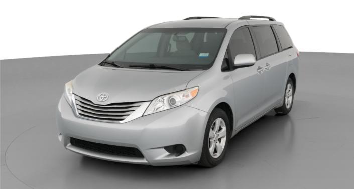 Thumbnail: 2017 Toyota Sienna - 1