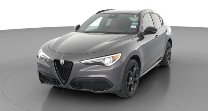 Thumbnail: 2022 Alfa Romeo Stelvio - 1