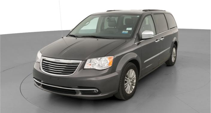Thumbnail: 2016 Chrysler Town & Country - 1